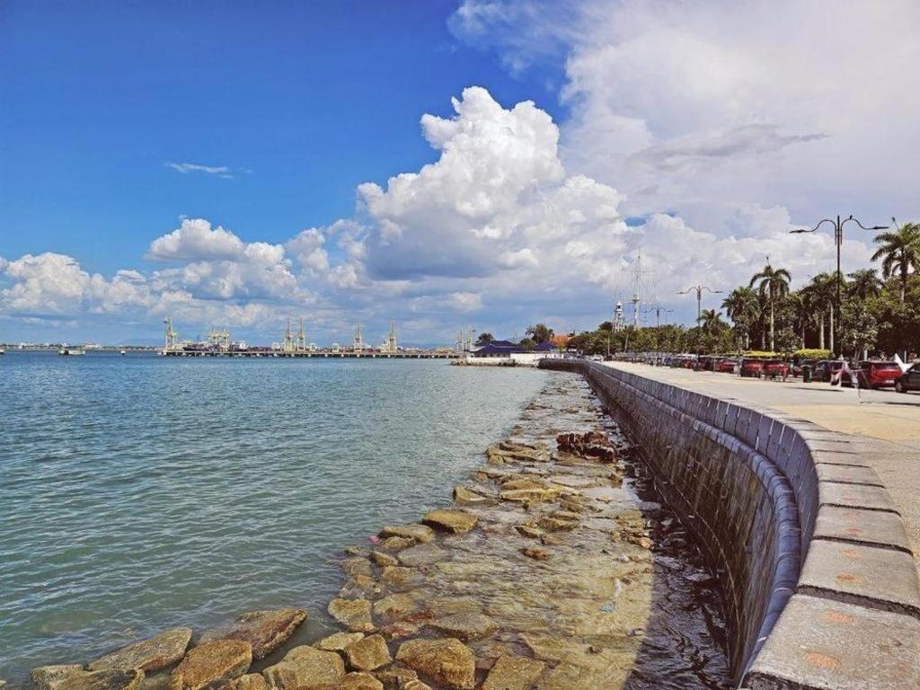 Hotel Continental Penang Джорджтаун Экстерьер фото
