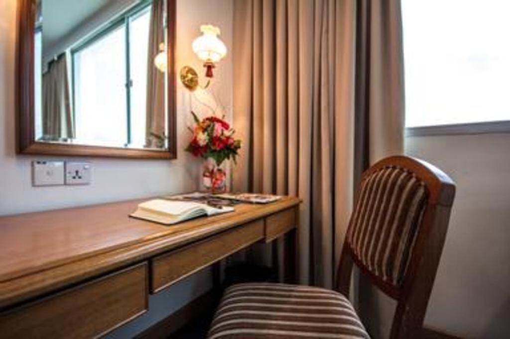 Hotel Continental Penang Джорджтаун Экстерьер фото